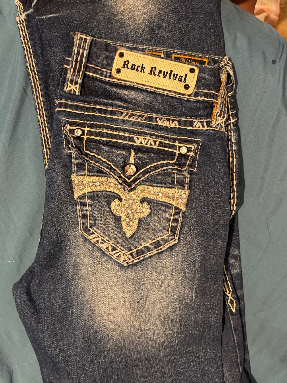 Rock Revival women’s 29 Blue Embellished bootcut Jeans mid rise stretchy